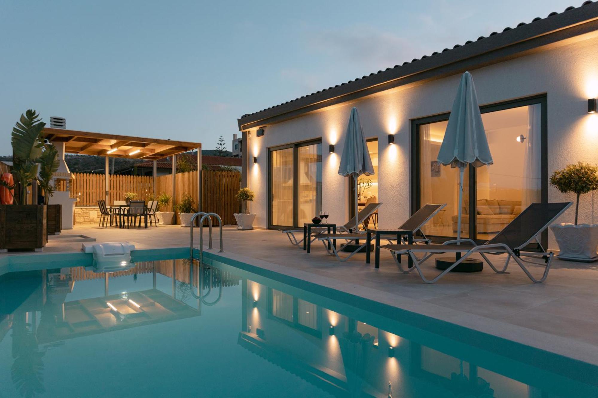 Halaro Villa Gerani  Ngoại thất bức ảnh