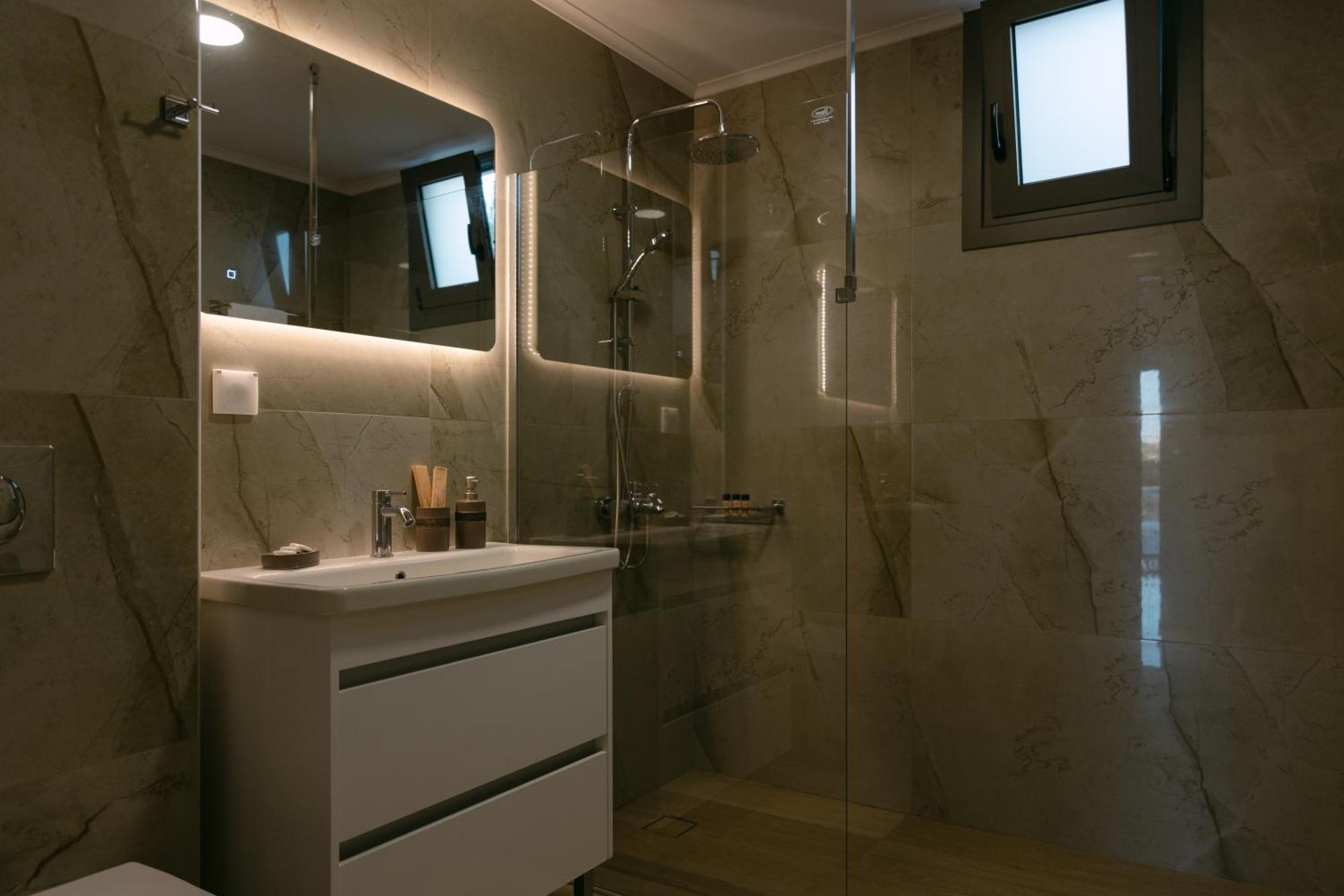 Halaro Villa Gerani  Ngoại thất bức ảnh