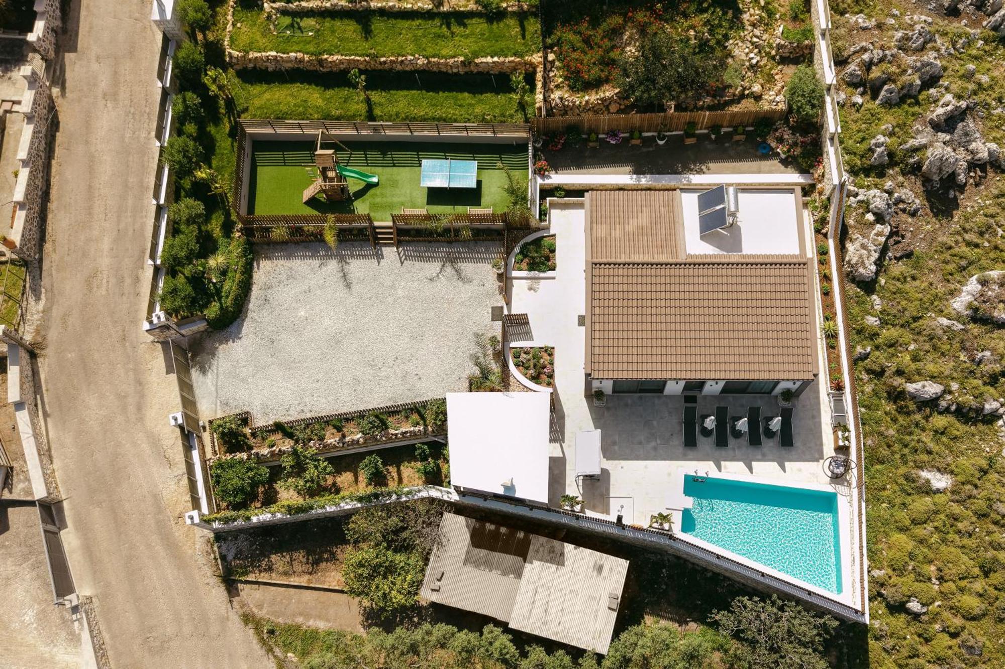 Halaro Villa Gerani  Ngoại thất bức ảnh